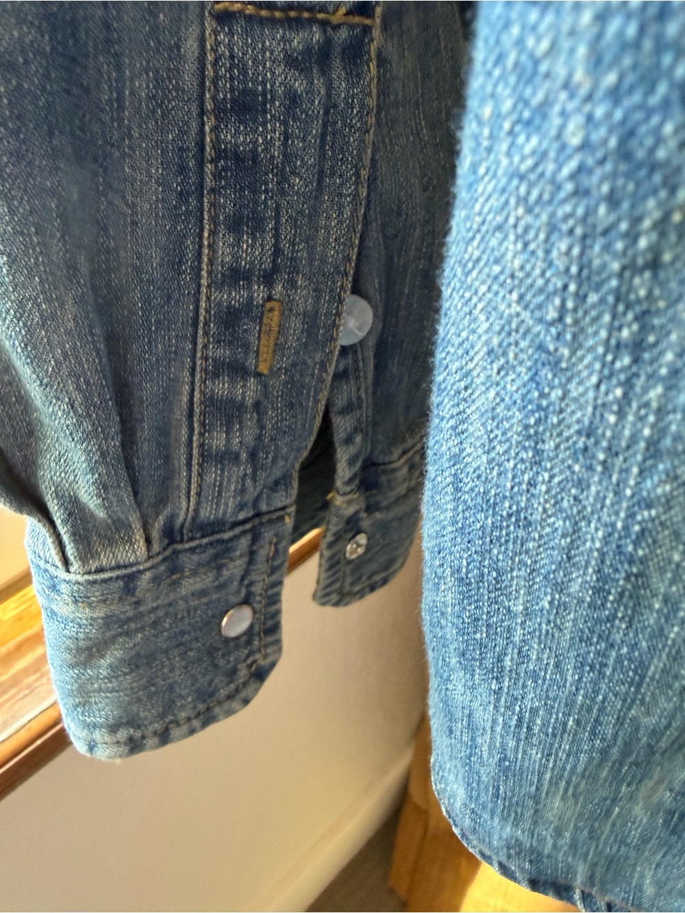 Men’s Levi's Blue Denim Western Snap Shirt NWOT - Picture 7 of 12